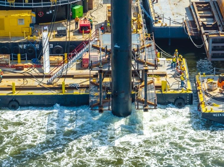 View of the bubble curtain activated during pile driving.